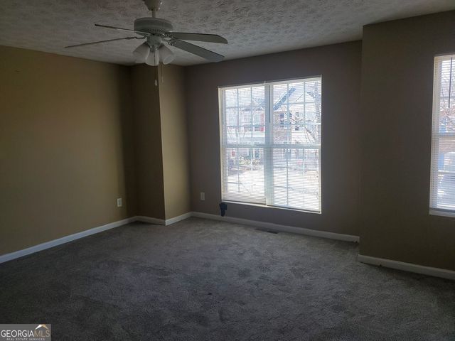 11428 S Grove Drive, Hampton, GA 30228