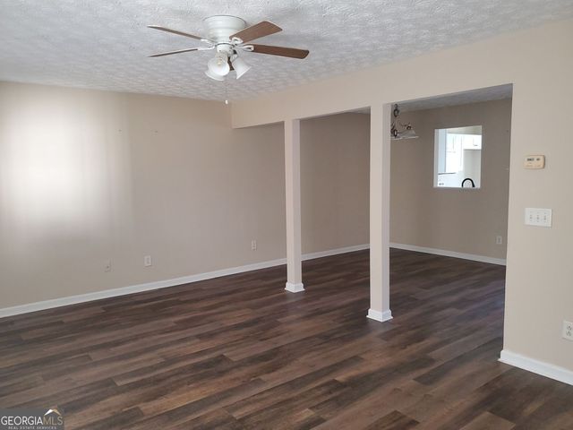 11428 S Grove Drive, Hampton, GA 30228