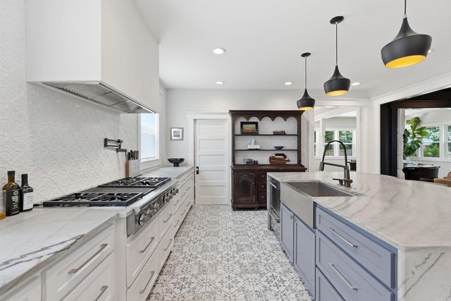 1620 Robinson Avenue, Conway, AR 72034