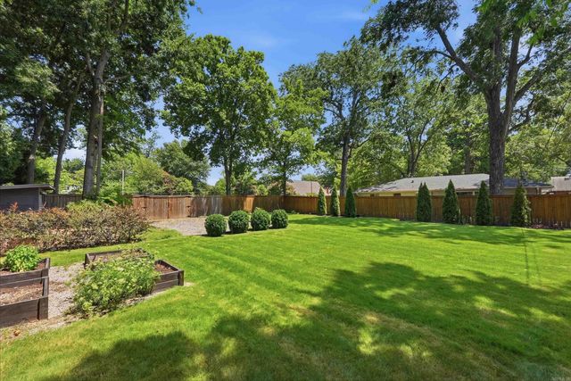 1620 Robinson Avenue, Conway, AR 72034