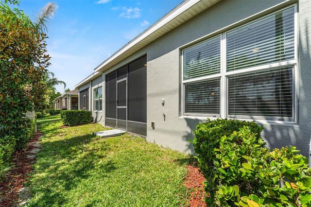 2825 ATTWATER LOOP, Winter Haven, FL 33884