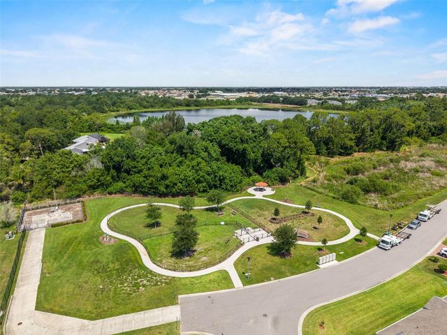 2825 ATTWATER LOOP, Winter Haven, FL 33884