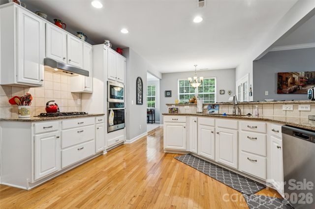 8108 Penman Springs Drive, Waxhaw, NC 28173