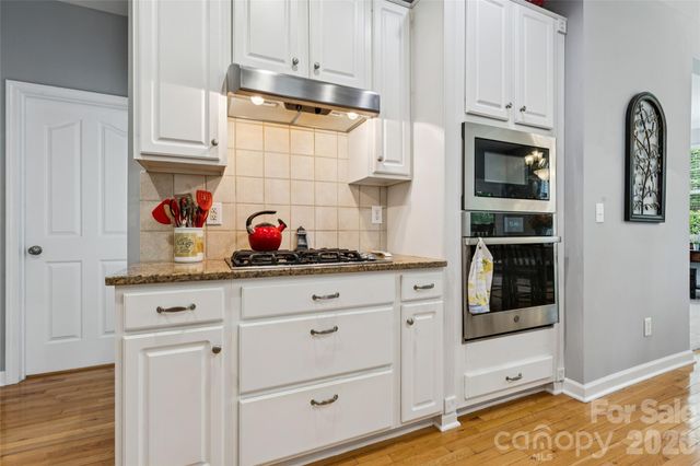 8108 Penman Springs Drive, Waxhaw, NC 28173