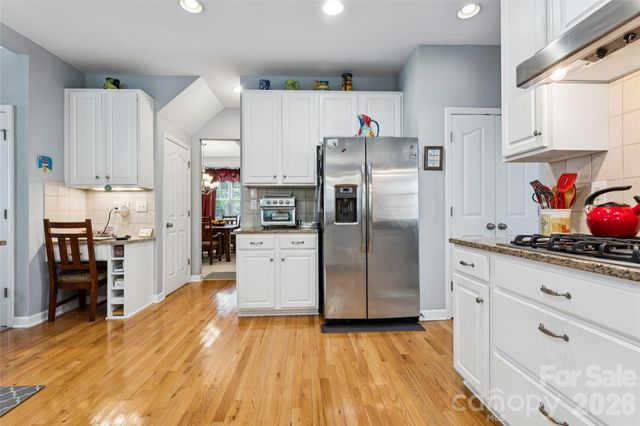 8108 Penman Springs Drive, Waxhaw, NC 28173
