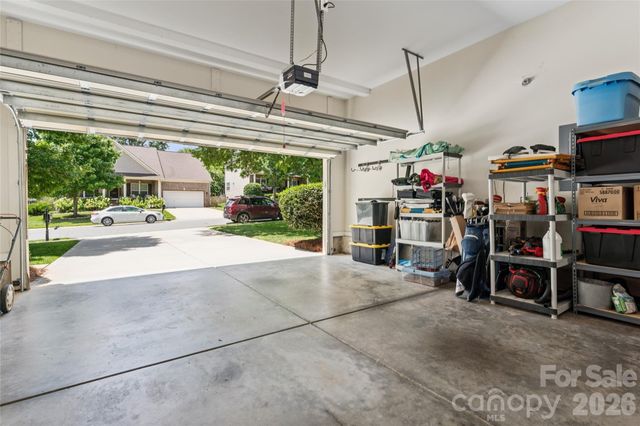 8108 Penman Springs Drive, Waxhaw, NC 28173