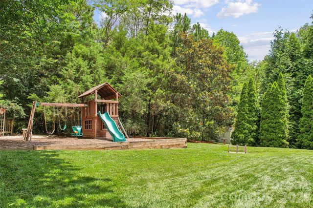 8108 Penman Springs Drive, Waxhaw, NC 28173