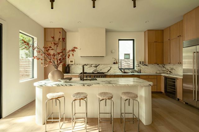 1003 Juanita ST, Austin, TX 78704