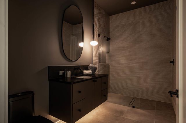 1003 Juanita ST, Austin, TX 78704