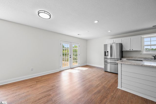 4 Dry Fork Court, Simpsonville, SC 29680