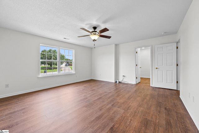 4 Dry Fork Court, Simpsonville, SC 29680