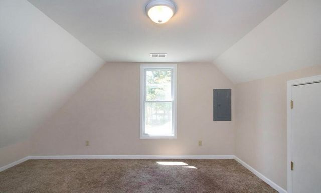 209 E Washington Street, Greenville, MI 48838