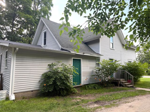 209 E Washington Street, Greenville, MI 48838