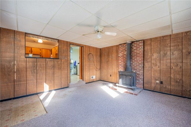 222 Ridgefield Dr, Hempfield Twp, PA 15601