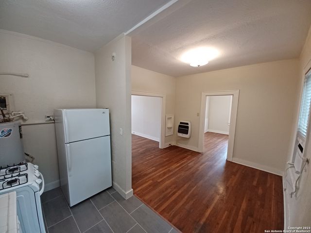 1910 Howard St Apt 12, San Antonio, TX 78212