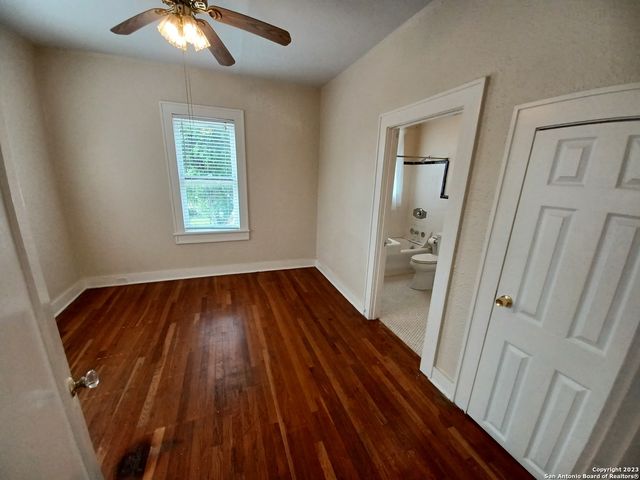 1910 Howard St Apt 12, San Antonio, TX 78212