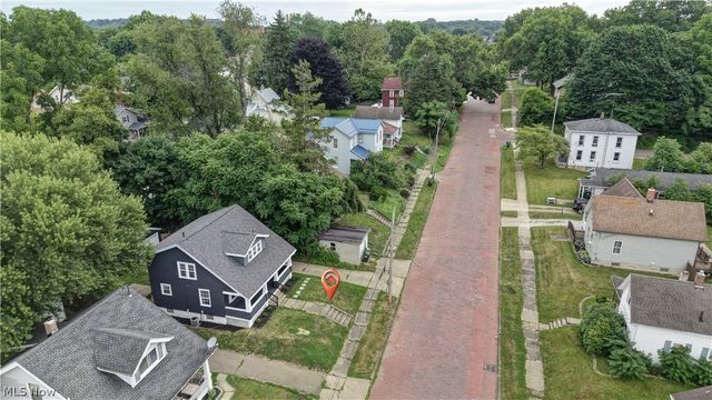 300 State Avenue NE, Massillon, OH 44646