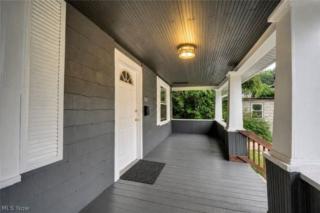 300 State Avenue NE, Massillon, OH 44646