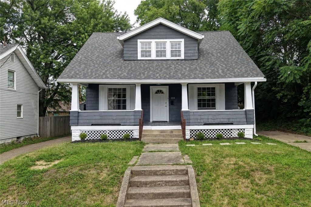 300 State Avenue NE, Massillon, OH 44646