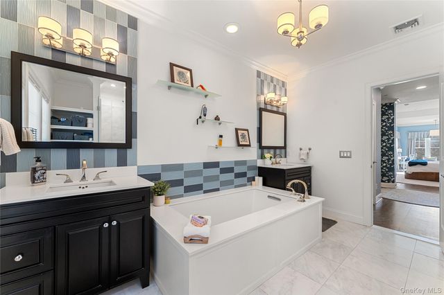 6 Hudson View Way, Tarrytown, NY 10591