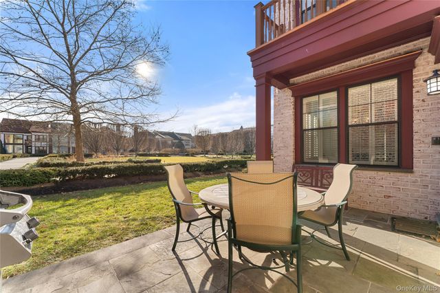 6 Hudson View Way, Tarrytown, NY 10591