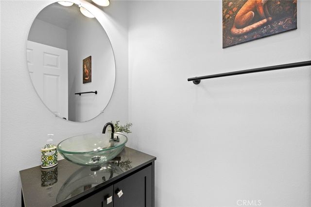 23 Amoret, Irvine, CA 92602