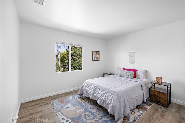 23 Amoret, Irvine, CA 92602