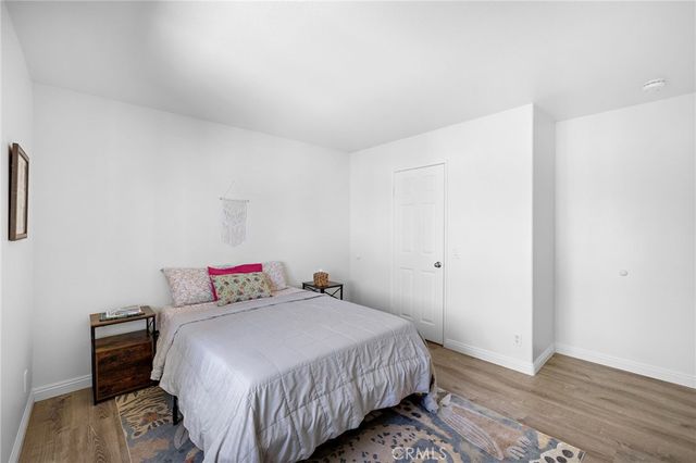 23 Amoret, Irvine, CA 92602