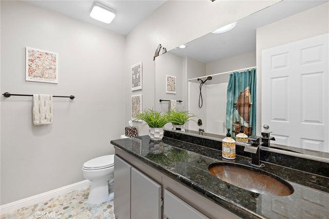 23 Amoret, Irvine, CA 92602