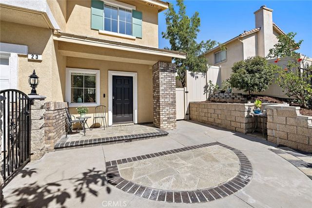 23 Amoret, Irvine, CA 92602