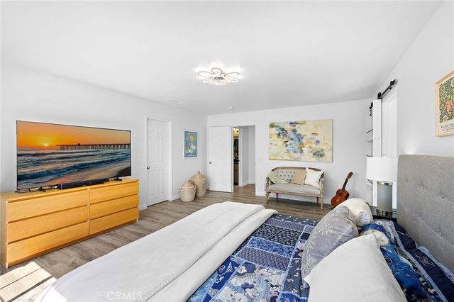 23 Amoret, Irvine, CA 92602