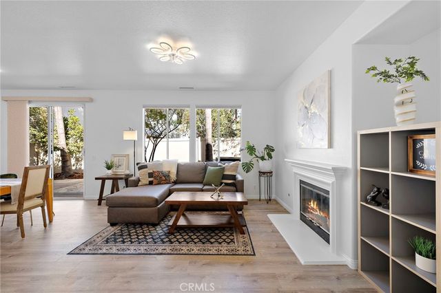 23 Amoret, Irvine, CA 92602