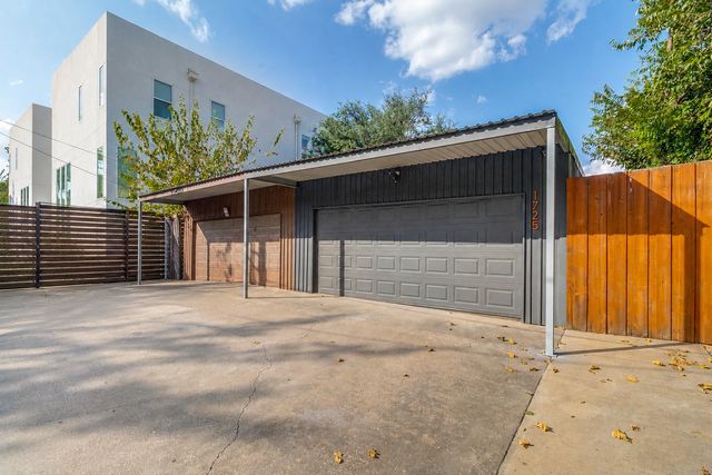 1725 N Fitzhugh Avenue, Dallas, TX 75204