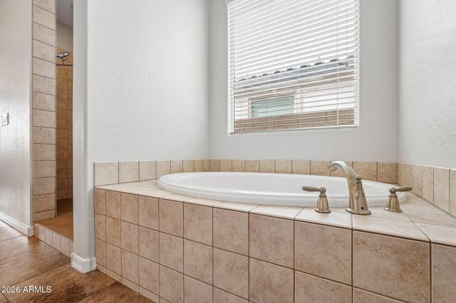 9719 W LOS GATOS Drive, Peoria, AZ 85383