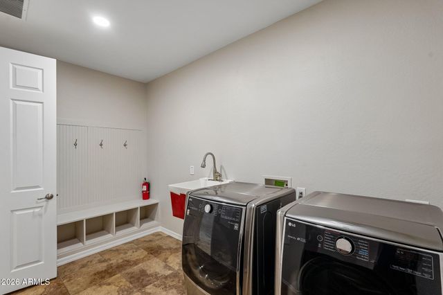 9719 W LOS GATOS Drive, Peoria, AZ 85383