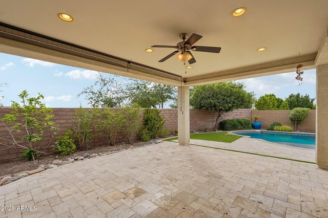 9719 W LOS GATOS Drive, Peoria, AZ 85383
