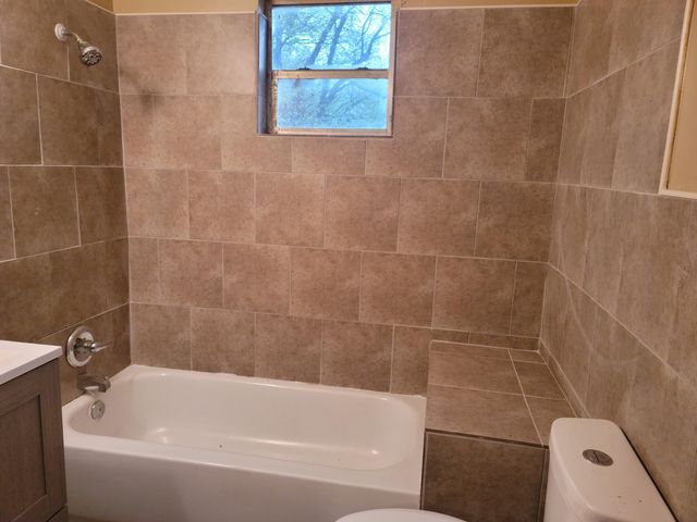 1570 E MCLEMORE AVE, Memphis, TN 38106