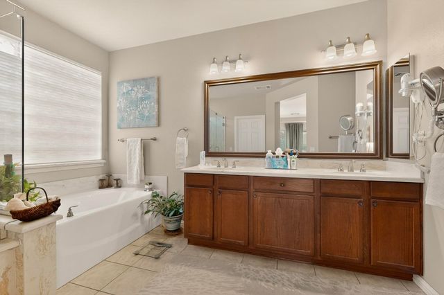 11005 La Jolla Way, Denton, TX 76207