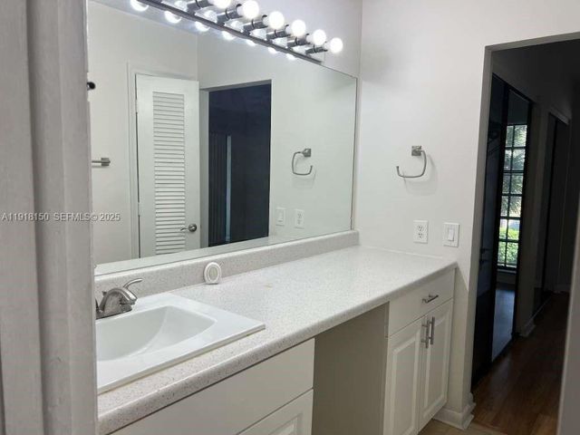 721 SE 1st Way B18, Deerfield Beach, FL 33441