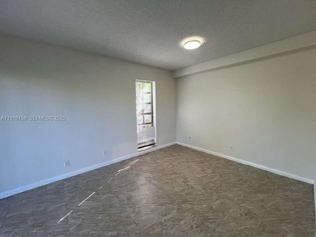 721 SE 1st Way B18, Deerfield Beach, FL 33441