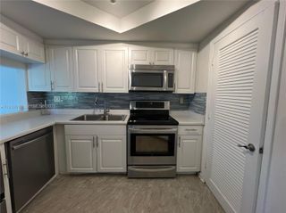 721 SE 1st Way B18, Deerfield Beach, FL 33441