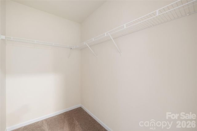 15558 Stronvar House Lane, Charlotte, NC 28277