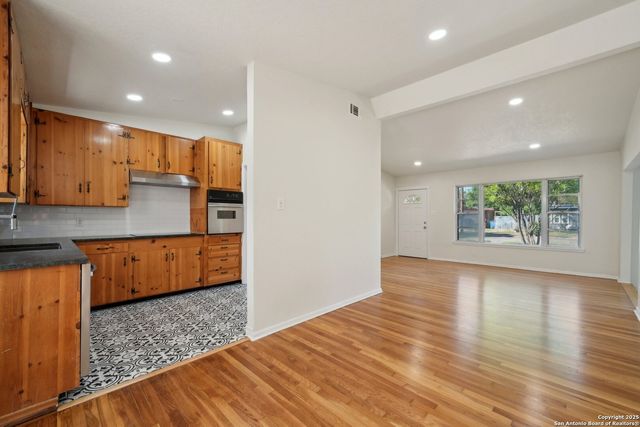 407 Haverford Dr., San Antonio, TX 78217