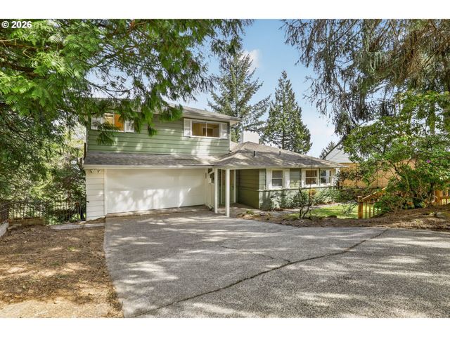 3435 Nw LURAY Ter, Portland, OR 97210