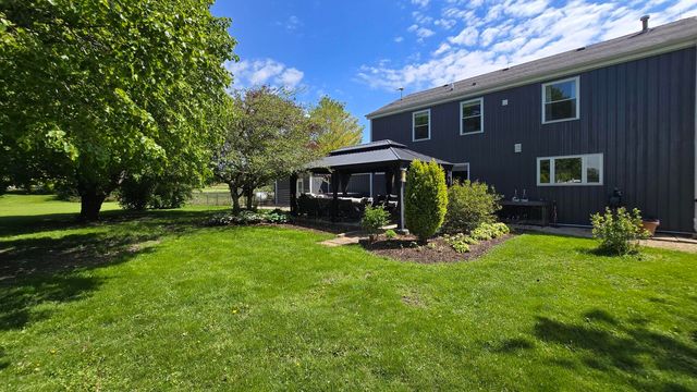 24320 S 80th Avenue, Frankfort, IL 60423