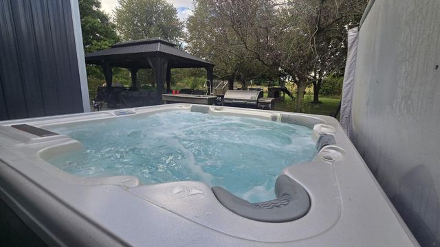 24320 S 80th Avenue, Frankfort, IL 60423