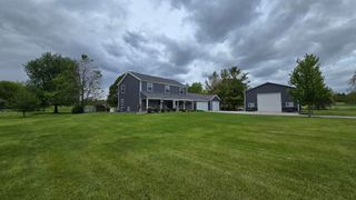 24320 S 80th Avenue, Frankfort, IL 60423