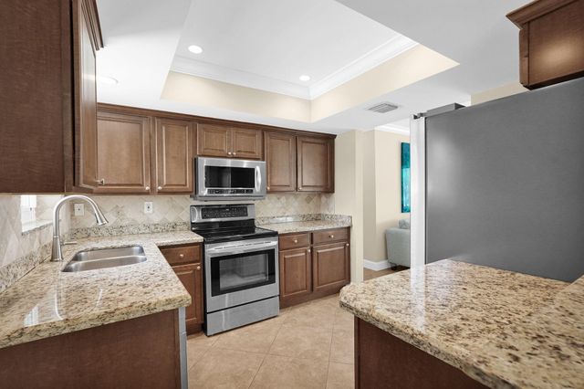 2117 NE 61st Court, Fort Lauderdale, FL 33308