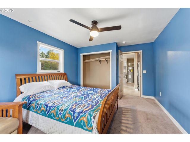 907 COWL St, Milton Freewater, OR 97862