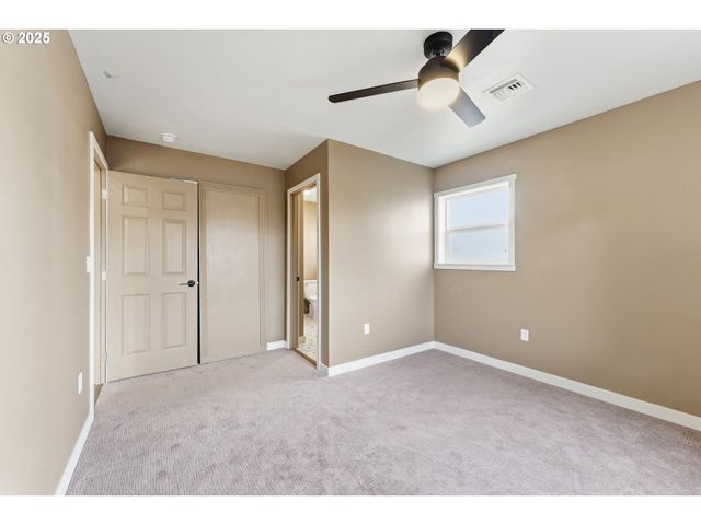 907 COWL St, Milton Freewater, OR 97862